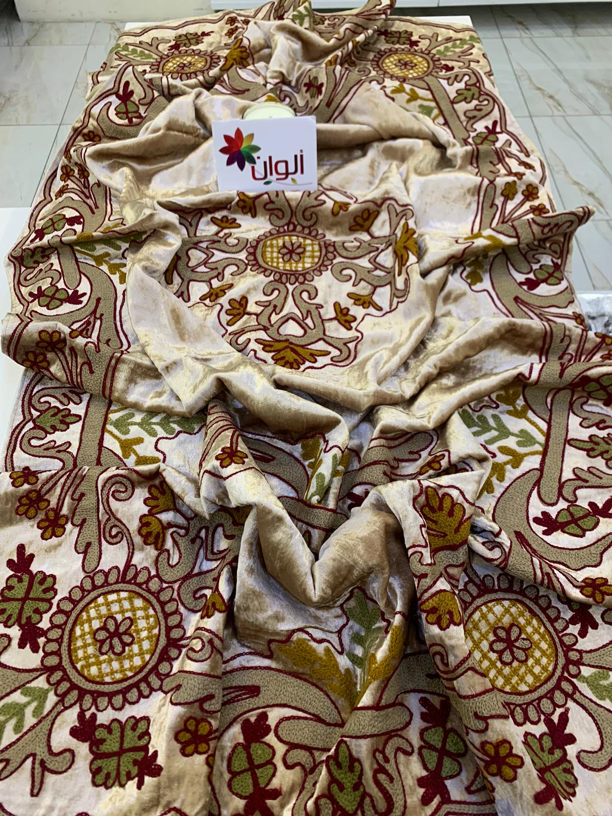 شرشف سفرة مخمل  هندي بيج